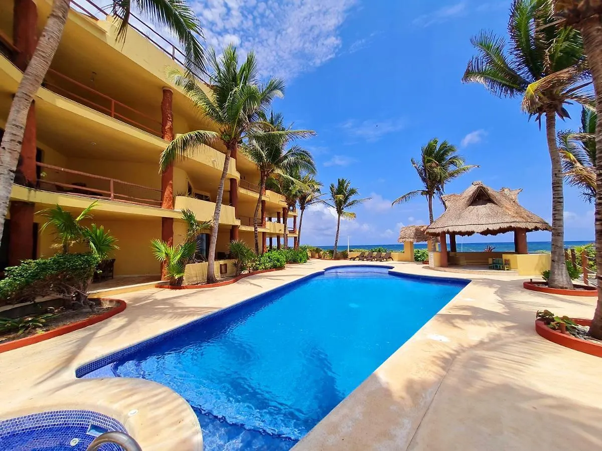 Stylish Oceanfront Condo With Pool Mahahual
