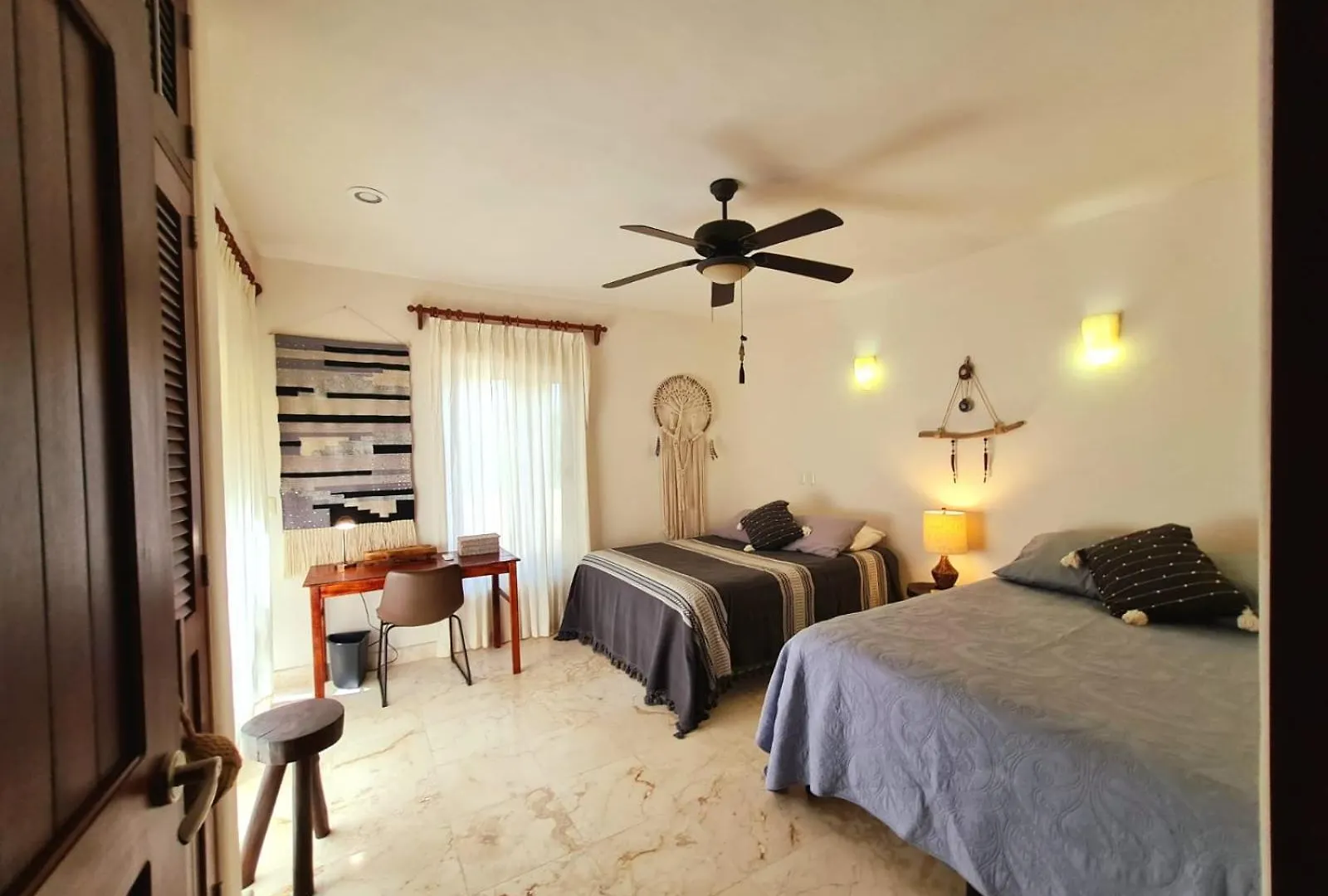 Apartment Stylish Oceanfront Condo With Pool Mahahual
